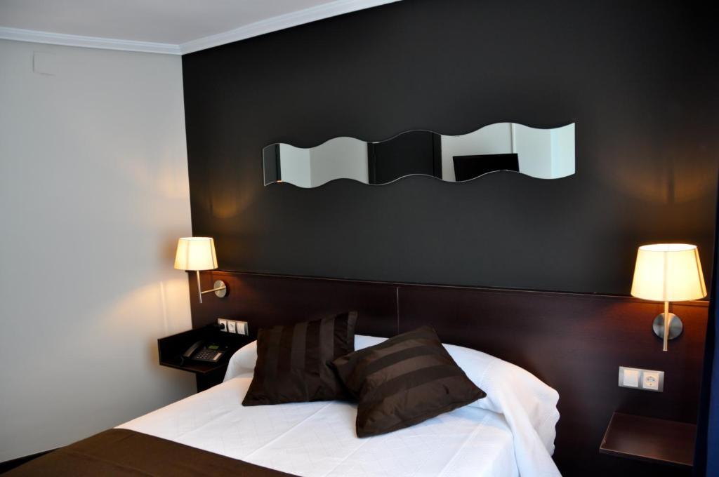 Hostal La Rotonda Ourense Zimmer foto